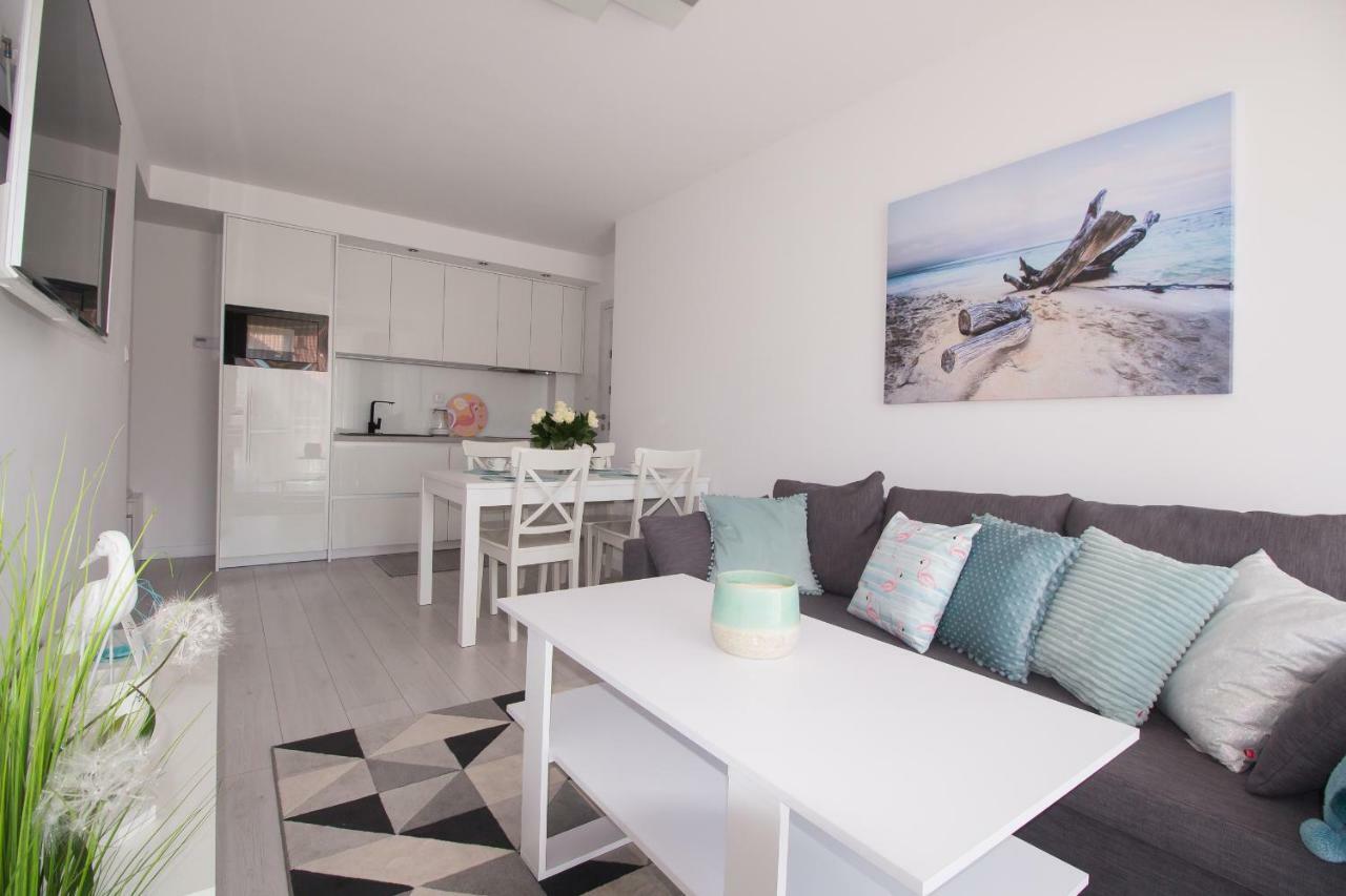 Apartament Baltic Korona Appartamento Darlowko Esterno foto